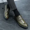 Business Casual Brogue Men Fashion Blue Slip-On Men's Dress Shoes Trend Glitter Patent Leather Moccasins Man Loafers