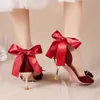 Perle bride à la cheville pompes femmes luxe Bowknot rouge chaussures de danse femme Sexy bout pointu velours talons aiguilles Sapatos Femininos 240110
