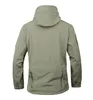 Giacche militari da esterno Uomo Pelle di squalo Soft Shell Giacca a vento impermeabile tattica Giacca da combattimento militare Cappotto bomber con cappuccio da uomo 240124