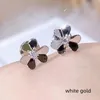 عشيرة أقراط العلامة التجارية الكلاسيكية 925 Sterling Silver Mini Clover Woman Party Fashion Modelry Gifts Luxury