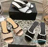 Patent Leather Designer Sandals Wedge Sandal Slippers Women Designer Shoes Luxury Mules Slingbacks Women Summer Beach Slide Classic Letters Mid Heel Peep Toe Shoe