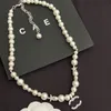 Nieuwe stijl Womens Pearl Brand Boutique Designer Sieraden Klassiek met Bix Girl Couple Gift Hanger Ketting