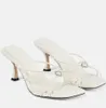 2024 Verão Moda Mulheres Indiya Sandálias Sapatos Square Toe Nappa Couro Corações Cristal Mule Slim Knotted Straps Sandalias Senhoras Salto Alto EU35-41 Com Caixa