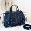 Lvity Tote Bag Crossbody Schoudertas Lvse Bella Bag Dames Handtassen Portemonnee Gesneden Geperforeerd Koeienhuid Gradiënt Letter String Grote capaciteit