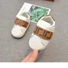 Småbarnsdesigner babyskor pojkar mjuka sula sneakers nyfödda baby promenadskor mjuka förskoleflickor anti slip sko 0-6-12 månader CSD2401106-6