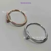 Modearmband Carter Ladies Rose Gold Silver Lady Bangle Nail Full Diamond Armband Womens V Gold Version överdriven ljus lyx har presentförpackning