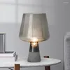 테이블 램프 미국 크리에이티브 유리 램프 북유럽 시멘트 실내 조명 조정 거실 연구 침실 침대 옆 복고풍 빛