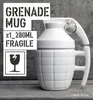 Tasse à café drôle en céramique en forme de mine terrestre avec couvercle tasse d'art de couleur unie tasses d'eau créatives bouteille tasse de Grenade cadeau de noël 240110