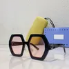 Mulheres de luxo poligonal armação redonda óculos de sol designer moda letras pernas de alta qualidade mudança de cor e lentes resistentes UV400 com capa protetora GG0772S