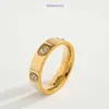 Charme pulseiras luxo carter designer pulseira transmissão ao vivo moda temperamento dez diamante titânio anel de aço 18k tem caixa de presente