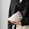 Trendy Bags Fashion Women Handbags Beige Elegant Acrylic Luxury Party Prom Evening Bag Woman Wedding Cute Box Clutch Purse 240110