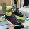 Casual Shoes 10A Italy Bee Ace sneaker Women White Flat Leather Shoe Green Red Stripe Embroidered Tiger Snake Couples Trainers Chaussures 001