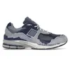 Designer 2002R Sports Shoes Protection Pack Rain Phantom Athletic Sneakers Pink Purple Grey Navy Sea Salt Luxury 2002 R Salhe Bembury Running Trainer