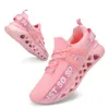 Triple najwyższej jakości czarne buty Metaliczne złotą żółtka Summers Sunset Light Bone Cherry White Red Outdoor Warking Designer Sneakers 297