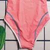 Designer badkläder bikini kvinnor sexiga en bit baddräkter mode utomhus strand sportbaddräkter