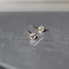 Stud Goldtutu 14K Solid Gold Crystal Earring Mini Dainty Minimal Simple Style Gift Små örhängen för kvinnors smycken 230130219I