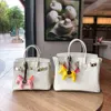 حقائب مصممة الأزياء الفاخرة أزياء الأزياء الجديدة تمساحًا جديدًا حقيبة يد حقيبة يد متعددة الاستخدامات.