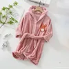 Cartoon Panda Zachte Comfortabele Winter Kids Jongens Meisje Baby Badjas Nachtkleding Flanel Pyjama Met Capuchon Gewaden Homewear Kleding 240111