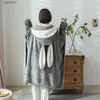 Blankets Cartoon Rabbit Hooded Blanket Cute Pajamas Flannel Double Shawl Blanket Women's Winter Warm Sleeping Blanket Leisure Home Wear