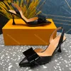 Sukienka Buty Pumps Designerskie Kobiety Slingbacki Spiczaste łuki Ochodźwienia 7,5/9,5 cm Sandały Obcina Sandały Seksowne luksusowe modne panie pojedyncze impreza Buty ślubne Rozmiar 35-41 z pudełkiem