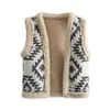 Taop Za 2024 Early Spring Product Women's Fashion and Casual Versatile Sleeveless Diamond Pattern Vest Coat 240111