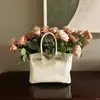 العلامة التجارية Nordic Flower Flower Vase Handbag Design Desk Wedding Art Ornament Home Decor Plant Pott Interior Identials 240110