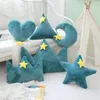 Couronne en peluche oreiller coloré en peluche douce étoile en forme de coeur jeter oreiller lune coussin bébé enfants cadeau filles bébé chambre décoration 240111