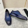 Designermode, Luxusmode, neue Herren-Business-Lederschuhe der Marke, niedrig geschnittenes Kalbsleder zum Schnüren mit blauer/weinroter Farbe, geeignet für alle Jahreszeiten