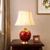 Tischlampen, moderne rote Keramik-Lampe, Schreibtischleuchte, Chinoiserie, amerikanisch, handgefertigt, beige Leinen, Trommelschirm, Schlafzimmer, Arbeitszimmer