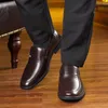 Lyxföretag oxford läderskor män andas gummi formella klänningsskor manliga kontor bröllop lägenheter skor mocassin 240110