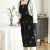 Gerring Korean Embroidered Apron Cotton Linen Waterproof Strap With Pockets Breathable Flower Shop Work 240111