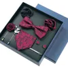 Lüks yüksek dereceli erkek kravat seti güzel hediye kutusu ipek kravat kravat seti 8pcs içinde paketleme şenlikli mevcut cravat cep kareleri 240111