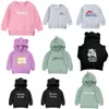 Match de famille personnalisé maman enfants ours sweat à capuche polaire printemps vêtements chauds bébé garçons filles épais survêtement personnalisé 240110