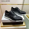 Berluti Mens Leather Sneakers Top Berluti ny snabbspår färgade låga sportskor med liten kohud nylon skarvad casual rj