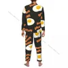 メンズスリープウェアの男性パジャマはベーコンと卵をマンシャツ長袖男性ソフトホームラウンジウェアにセットします