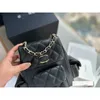 Bag Designer Handtasche Cowide Fashion Rucksack Flip mit Schulter Diamond Damenkette Mobile Make -up Mini Telefon 2024