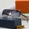 Модельер Квадратные солнцезащитные очки для женщин и мужчин Ретро негабаритная оправа Роскошные солнцезащитные очки Ins Trending Shades UV400 Высокомодный фиолетовый черный элемент Popula зеркало