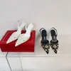 scarpe firmate da donna sandali e tacchi scarpe con fondo rosso scarpe firmate da uomo scarpe da donna scarpe da sposa a punta con strass scarpe da banchetto lussuose bianche e nere