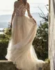 Abiti da sposa da spiaggia avorio fata Abito da sposa a maniche lunghe senza schienale in pizzo con collo gioiello in pizzo Boho Bohemian