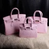 Bolsas de grife de luxo moda totes 2019 novo couro genuíno bolsa feminina couro original rosa avestruz padrão saco portátil bolsa ombro 25cm