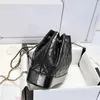 Totes Backpack Luxury Designer Bolsas femininas Mens Crossbody embreagem ombro O 2024 Classic Genuine Leather Back Hand Bag
