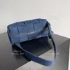 Axelväska för kvinnor designer handväska väska stickning äkta läderväska 1: 1 kvalitet 23,5 cm med låda wb29v