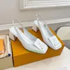 Designer-Kleiderschuh, Slingback-Sandale, Pumps, Damen-Einzelschuhe, Lackleder, quadratischer Kopf, Blockabsatz, Buchstabe, luxuriös, elegant, für Herren, klobige High Heels