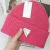 NOWOŚĆ 2024 UNISEX KNITED HAT PROJEKTALA PULURY CASUAI CAP UNISEX Cashmere Letter