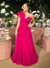 2024 Modern Rose Red Evening Evening Dress for Women One Rame Ruffles Tiul Long A-Line Prom Formalne suknie imprezowe szatę de soiree