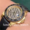 시계 남성 자동 기계식 시계 40mm 패션 손목 시계 클래식 시계 고무 스트랩 Montre De Luxe Sapphire Sapphire Luminous