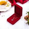 Confezione regalo Collana in velluto Custodia con ciondolo Scatole di gioielli per matrimonio Natale Ringraziamento Compleanno Vetrina Visualizza vino rosso