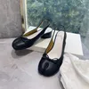 Maison Tabi Slippers Dress Shoes Beach Slide Slide Luxury Luxury Shoes Men Men Womens Mule Designer Sandal 2024