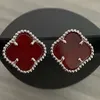 Kadınlar için saplama küpe tasarımcısı küpeler 925 sterlin kaplı 18K altın küpeler carnelian 4 dört yapraklı yonca küpeler mini 9mm genişliğinde yüksek kaliteli kadın takı hediyesi