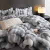 Luxury Faux Rabbit päls sammet fleece -gradient blå grå sängkläder set plysch mjuk täcke täcke set platt/monterade lakan kuddfästen 240111